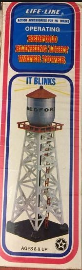 Life Like 08705 HO Operating Bedford Blinking Light Water Tower Built-Up
