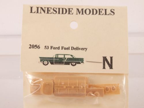 Lineside Models 2056 N 1953 Ford Fuel Delivery