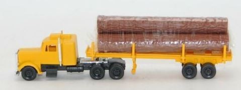 Cox 6222-6 HO Tractor & Trailer with 3 Logs
