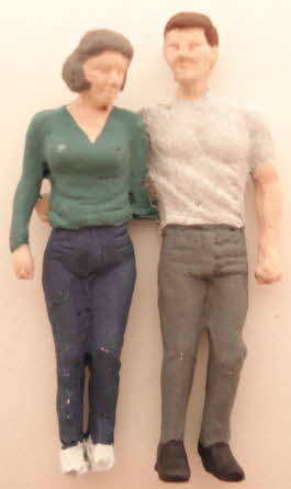 Arttista 1116 Standing Couple Pewter Figure