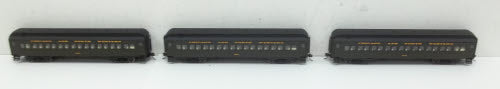 Rivarossi 4036 HO Chicago and North Western 60' 3-Set Coach Cars