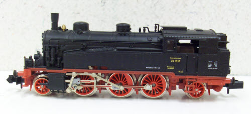Arnold 2214 N Scale DR Deutsche Reichsbahn Steam Locomotive #75 010