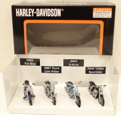 MTH 30-90126 O Scale RailKing Harley-Davidson Motorcycle Set (Set