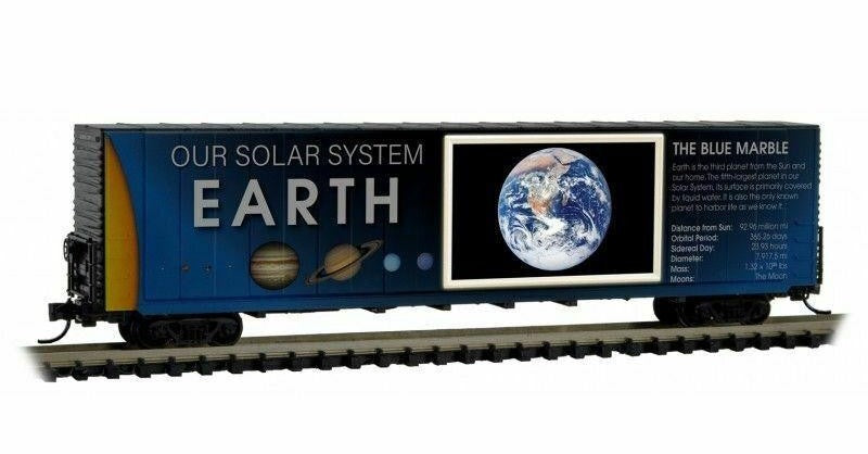 Micro-Trains 10200833 N Solar Series Earth Lit Version 60' Excess Height Boxcar