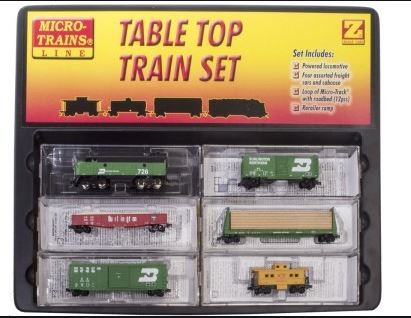 MicroTrains 99403190 Burlington Northern Table Top Z Gauge Freight Car Set
