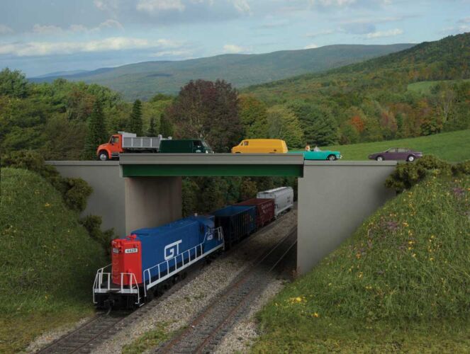 Walthers 933-4567 HO Modern Steel Highway Overpass with Concrete Sides Kit