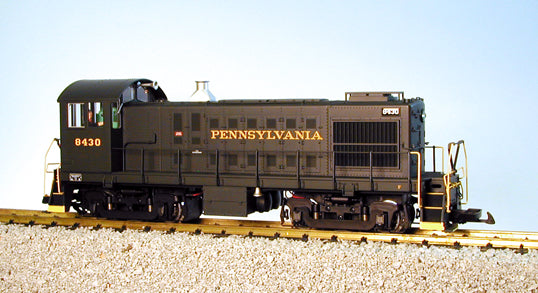 USA Trains R22557 G Pennsylvania Alco S4 Diesel Switcher Locomotive