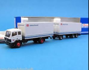 Roco 1594 1:87 Mercedes-Benz 1838 DB w/Trailer
