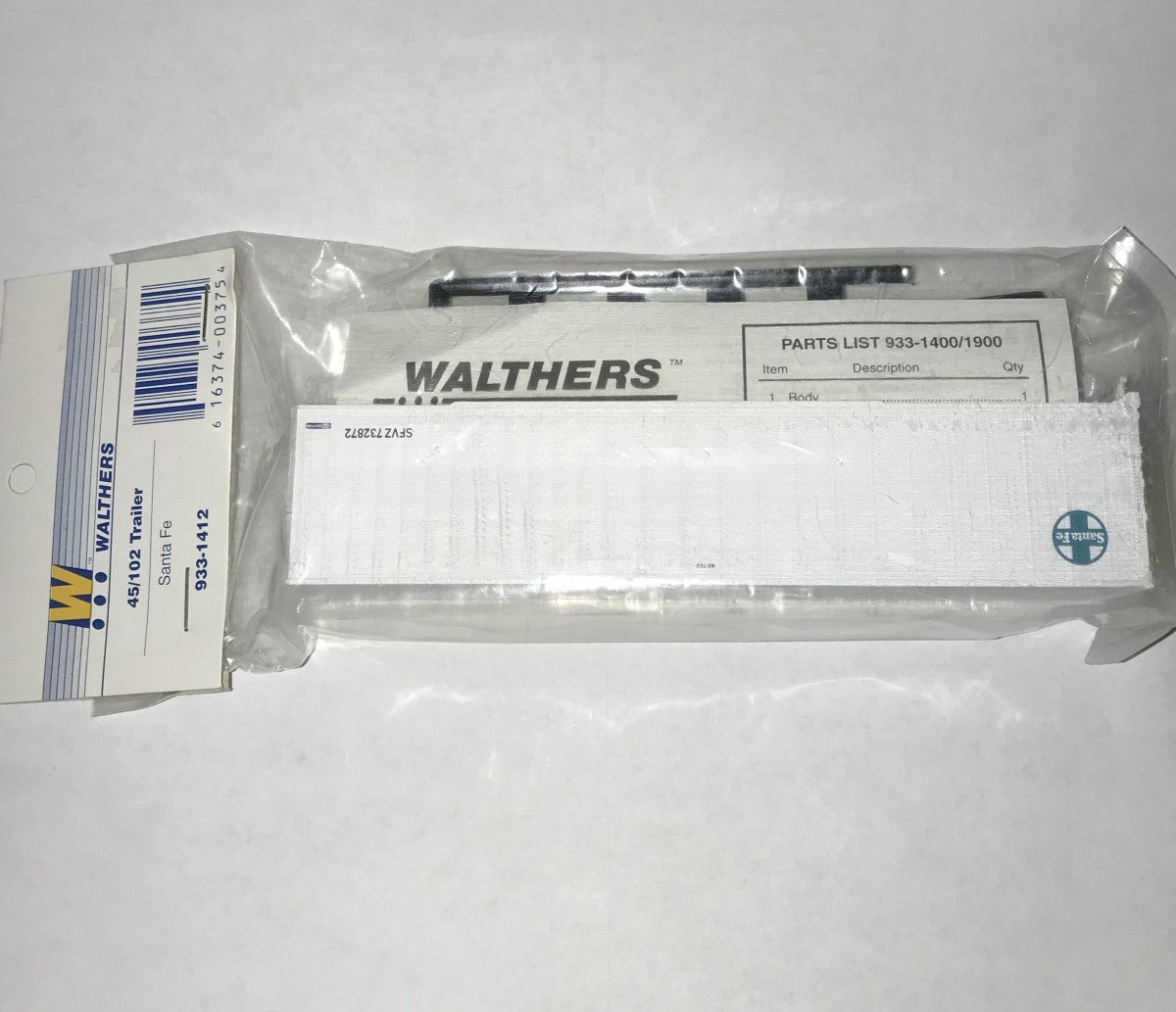 Walthers 933-1412 HO Scale Santa Fe 45/102 Trailer Plastic Kit