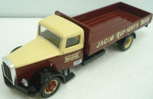 Corgi 98458 1:50 Jacob Rupperts Brewery Truck with Load