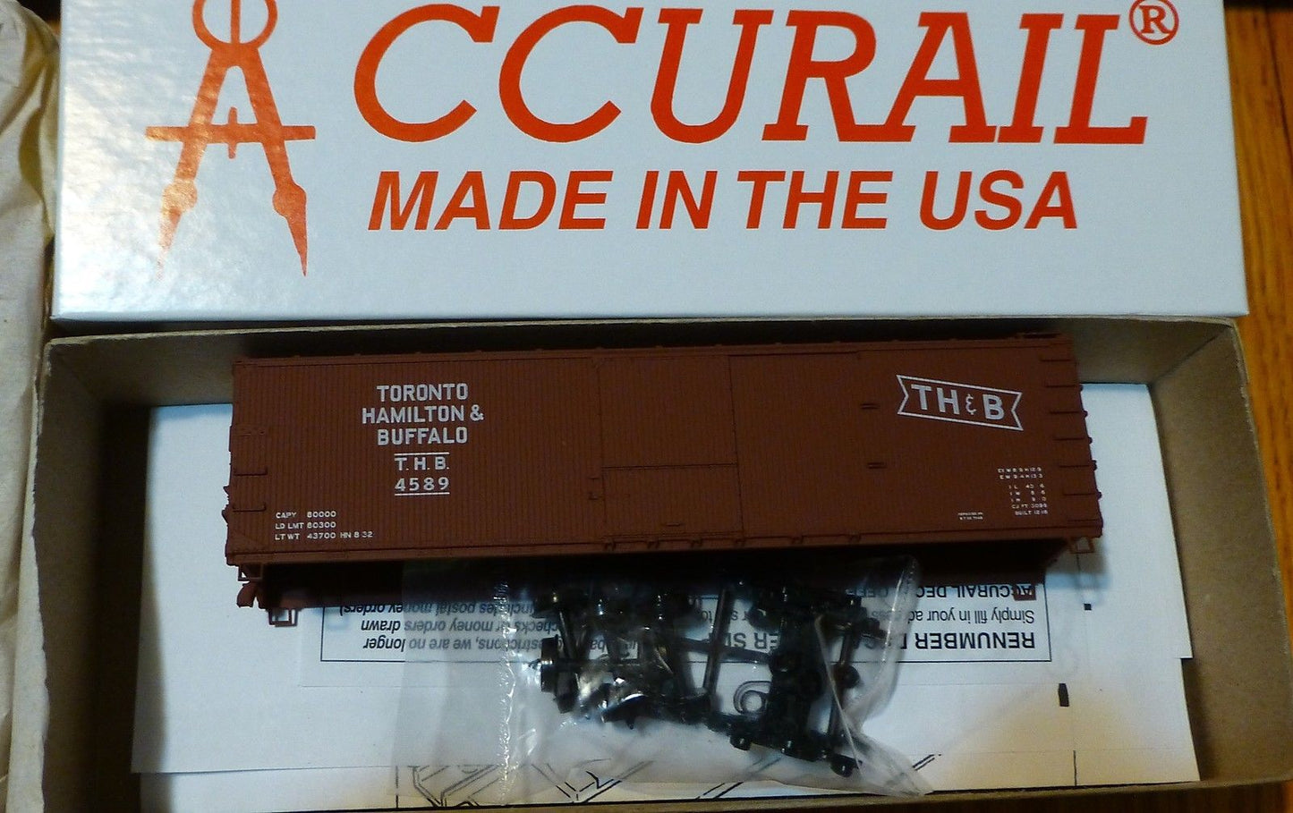 Accurail 4640HO Toronto Hamilton & Buffalo Rd USRA 40' Wd Box Car