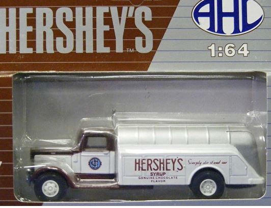 AHL 3060 1:64 Hershey's Syrup Truck