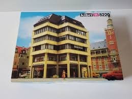 Kibri B-8220 HO Alexander Modern High Rise with Restaurant Building Kit