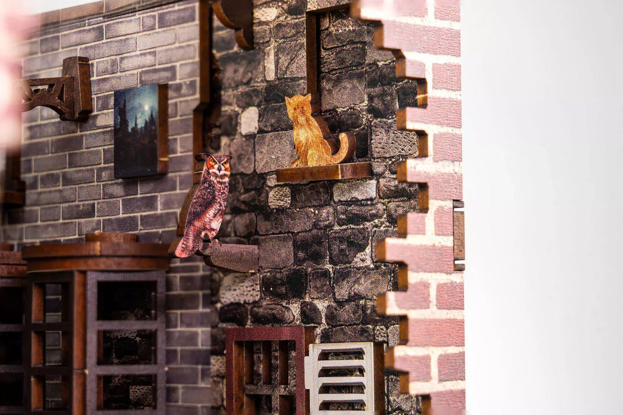 Revell 005309096 Tiny Adventures Book Nooks: Harry Potter - Diagon Alley