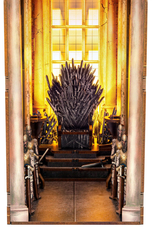 Revell 005319096 Tiny Adventures Book Nooks: House of the Dragon - Iron Throne