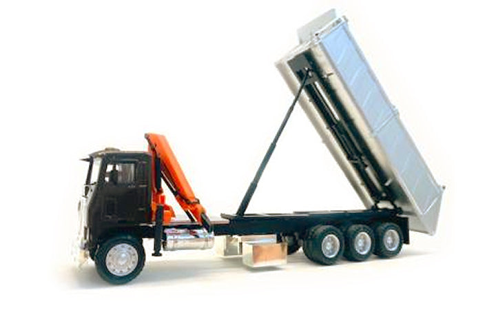 Promotex 006601BR 1:87 White Road Commander COE Dump Truck with Loading Crane