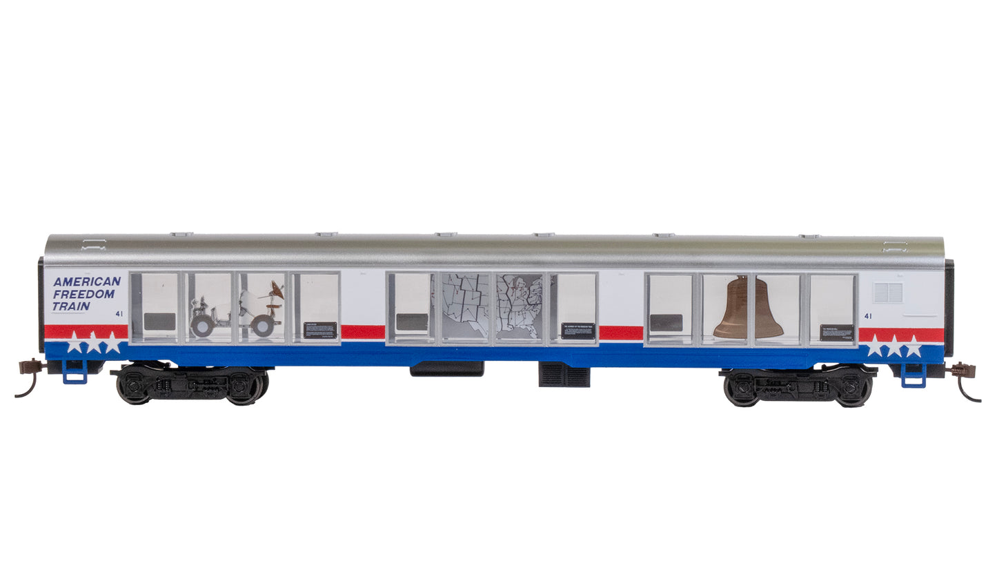 Bachmann 00789 American Freedom Train HO Gauge Steam Passenger Train Set