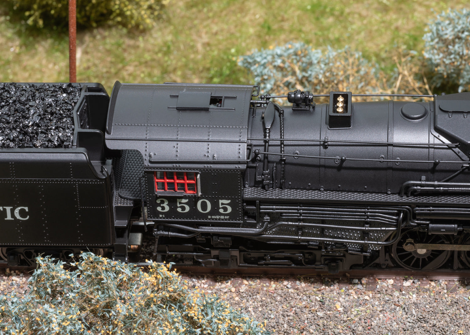 Marklin 37983 HO Southern Pacific Berkshire 2-8-4 Steam Locomotive #3505