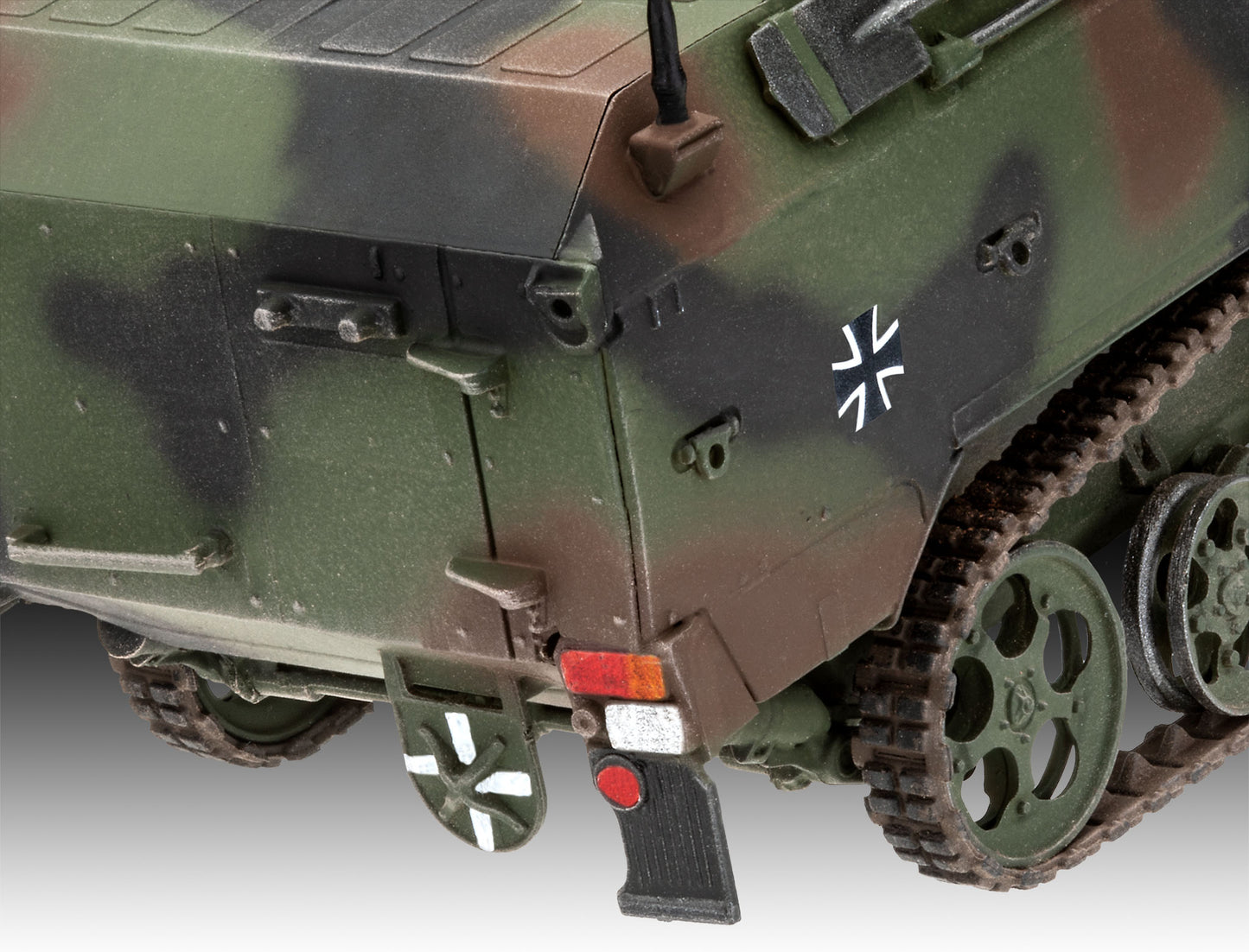 Revell of Germany 03336 1:35 Wiesel 2 LeFlaSys BF/UF Military Vehicle Model Kit