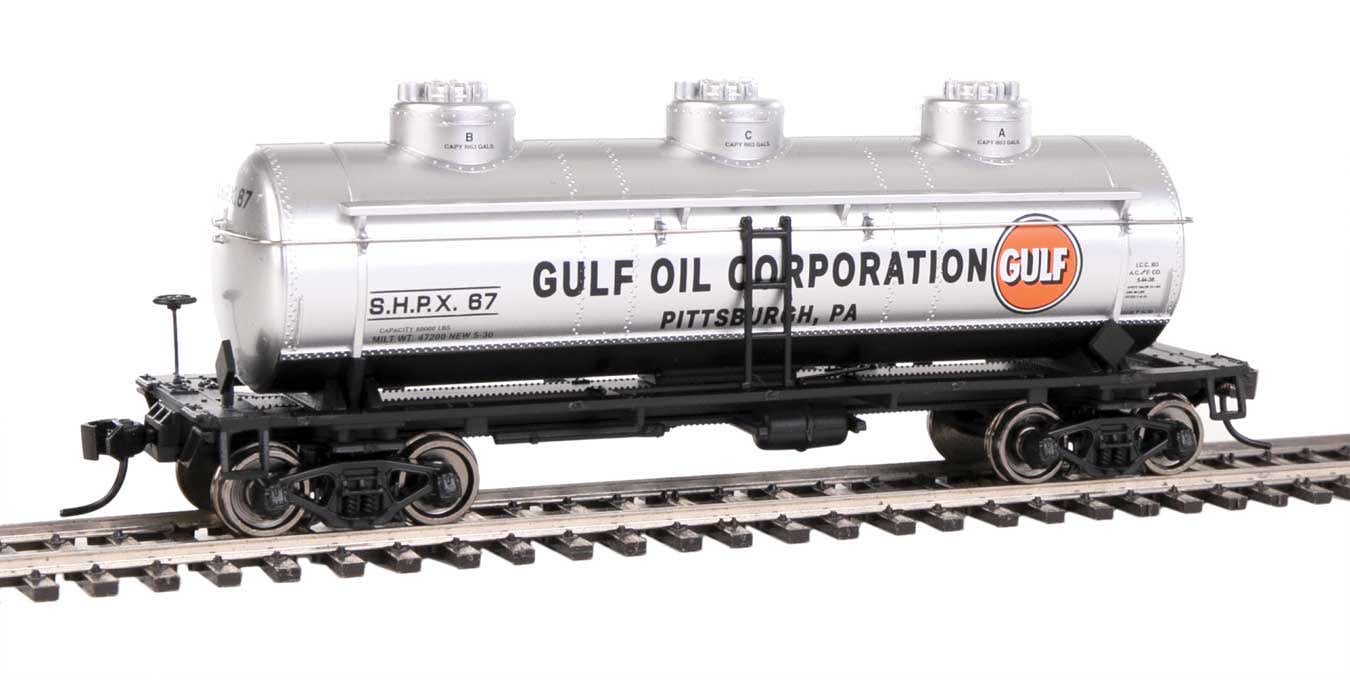 Walthers 910-1136 HO Gulf Oil 36' 3-Dome Tank Car #67