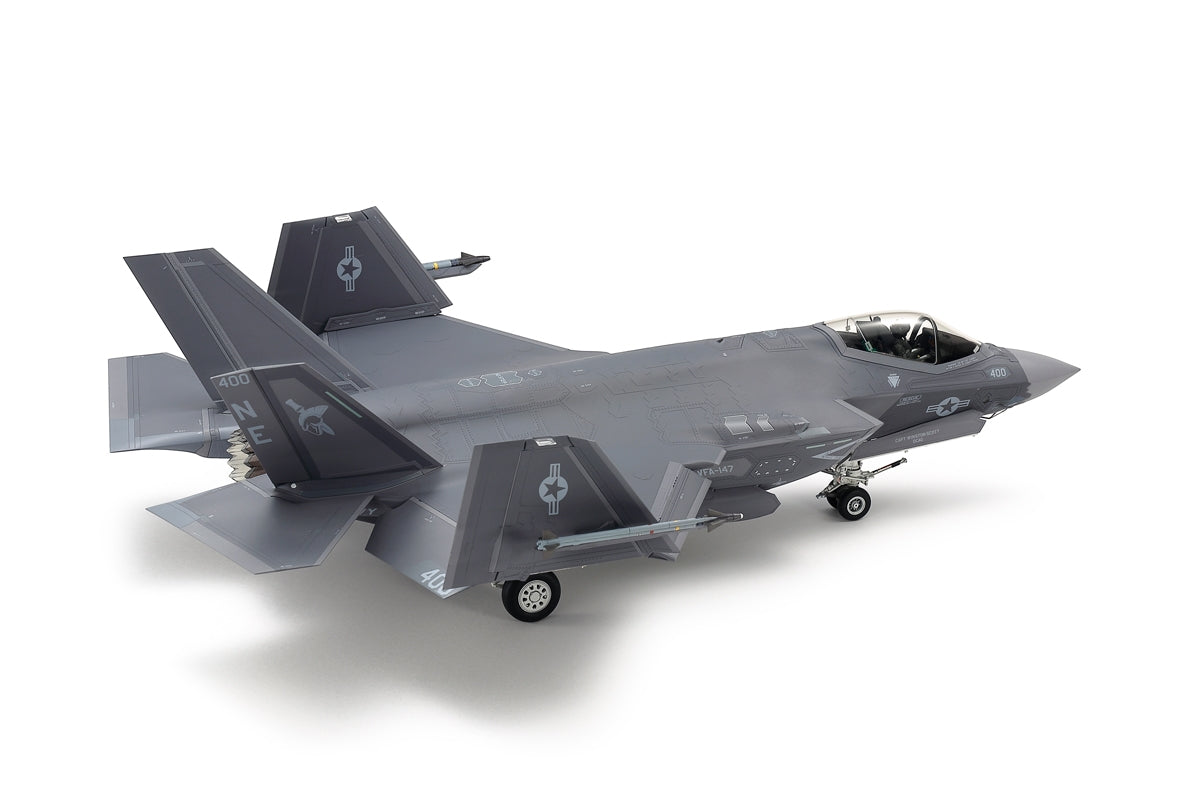Tamiya 61127 1:48 Lockheed Martin F-35C Lightning II Aircraft Plastic Model Kit
