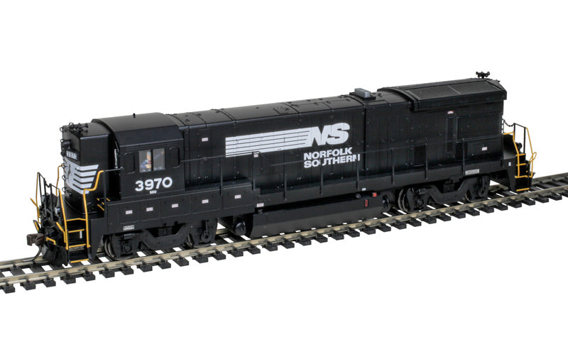 Atlas 10004700 HO Norfolk Southern Silver B23-7 Low Nose Diesel Locomotive #3982
