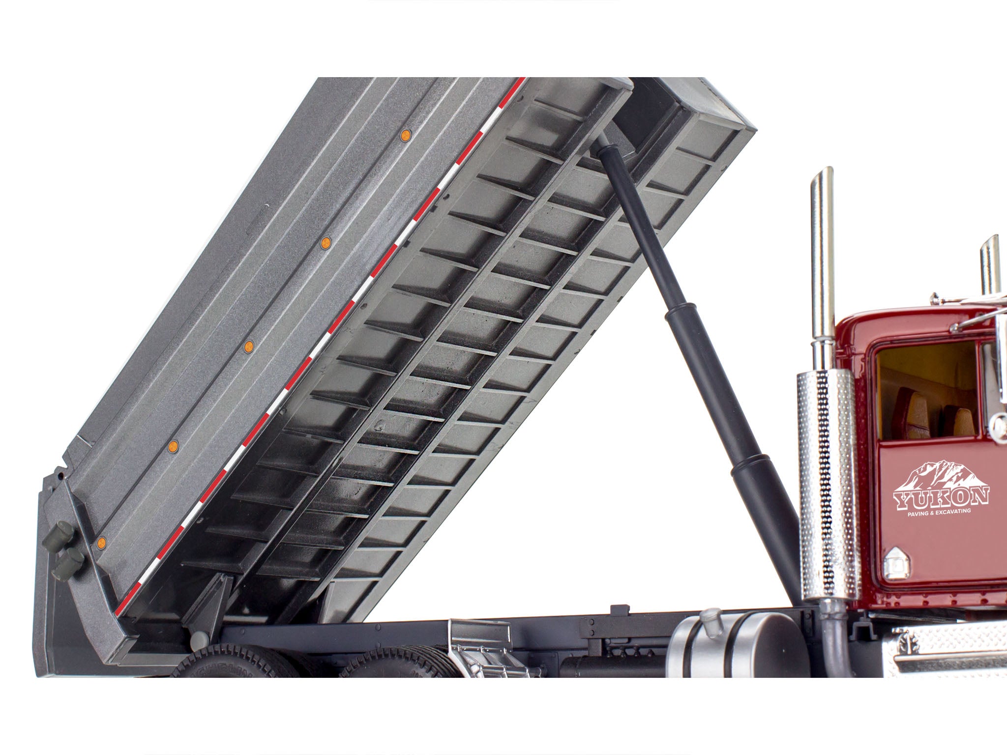 Revell 12628 1:25 Kenworth W900 Dump Truck Plastic Model Kit