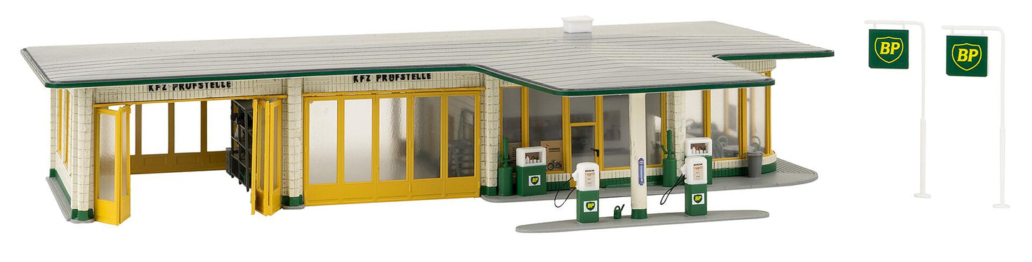 Faller 130592 HO BP Large Filling Station Building Kit