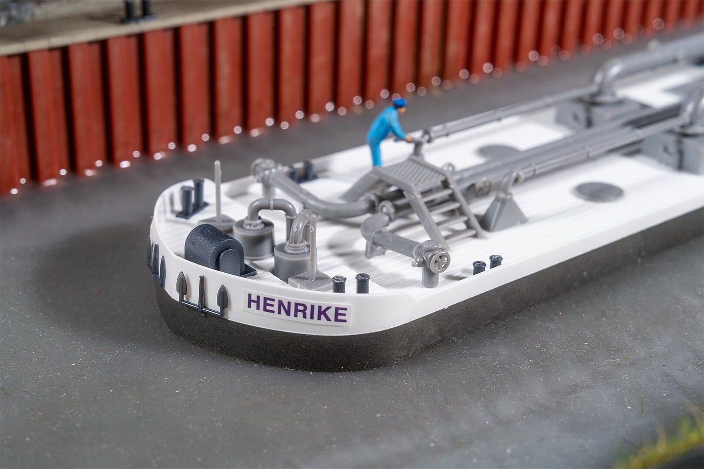 Faller 131017 HO Tanker Building Kit