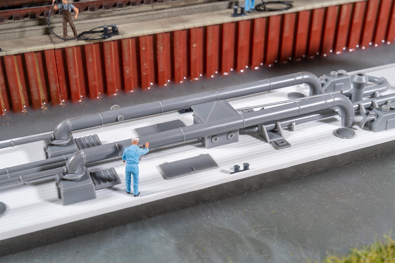 Faller 131017 HO Tanker Building Kit