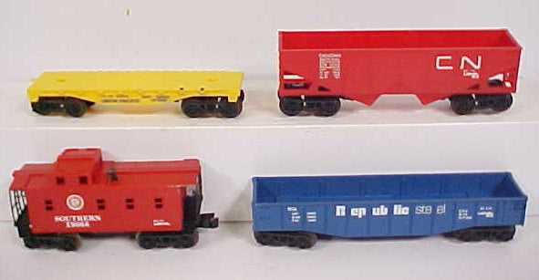 Lionel 6-1384 O Gauge Southern Express Steam Locomotive Freight Set NIB