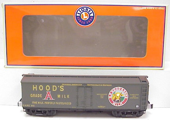 Lionel 6-17360 O Gauge Hood's Milk Car #810