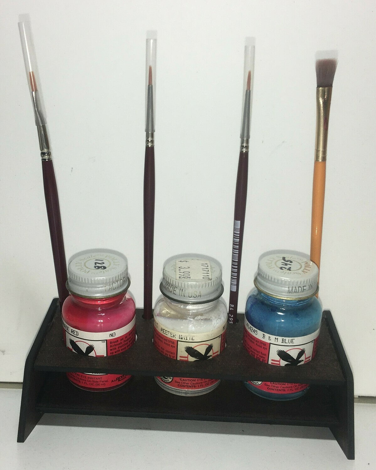 Motrak Models 52008 Medium 3 Holes Single Paint Bottle Holder