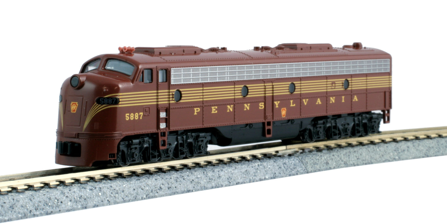 Kato 176-5313 N Pennsylvania EMD E8A Diesel Locomotive #5887