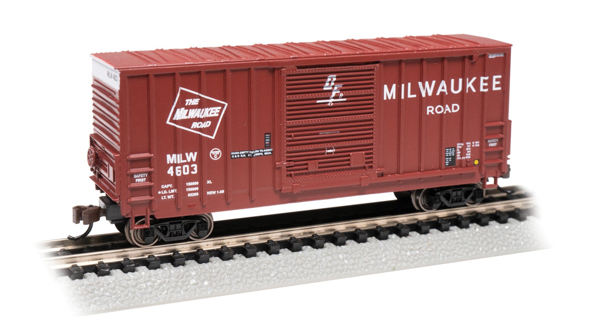 Bachmann 18255 N Milwaukee Road HI-Cube Boxcar #4603