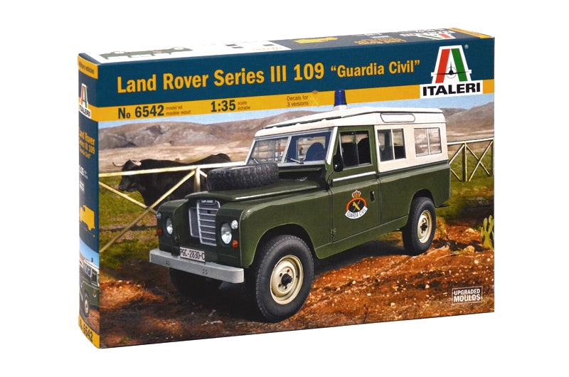 Italeri 6542 1:35 Land Rover Series III 109 Guardia Civil Plastic Model Kit