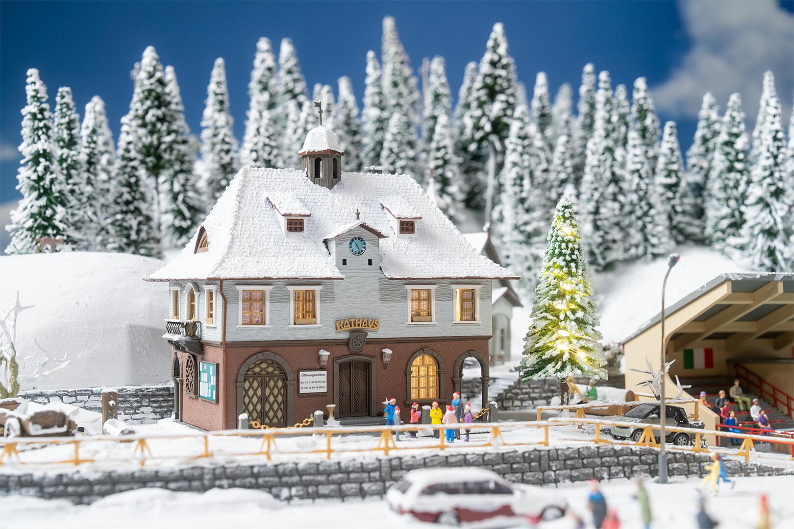 Faller 190093 HO Christmas Singing Promotional Set Building Kit