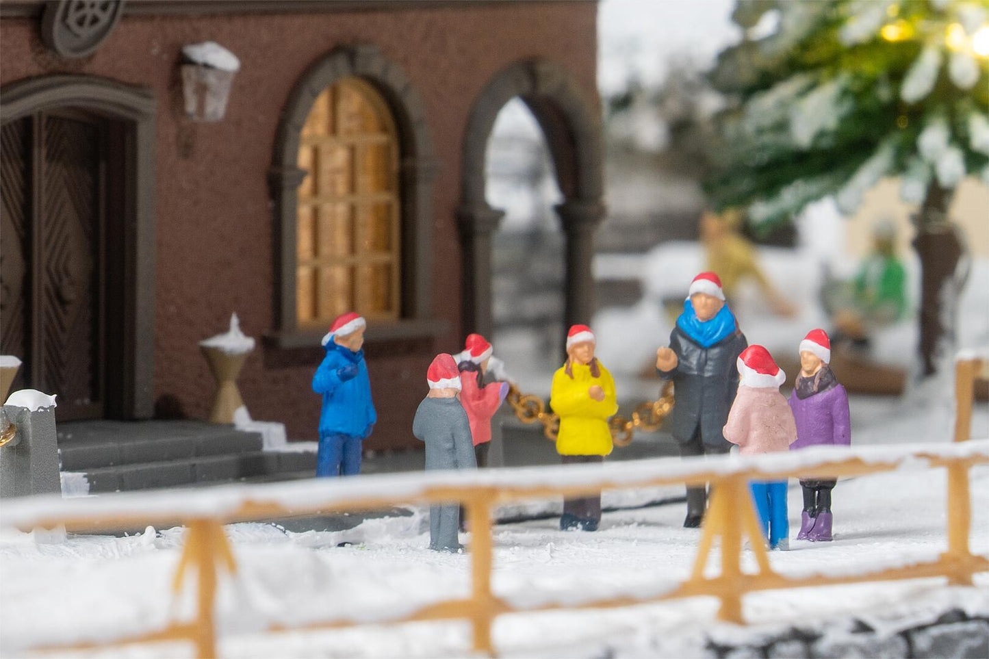 Faller 190093 HO Christmas Singing Promotional Set Building Kit