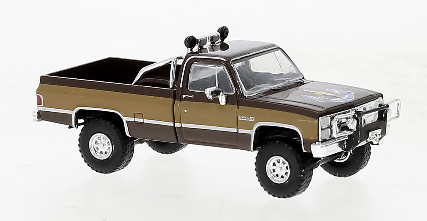 Brekina Automodelle 19653 HO Colt Edition 1981 GMC Sierra Grande Pickup Truck