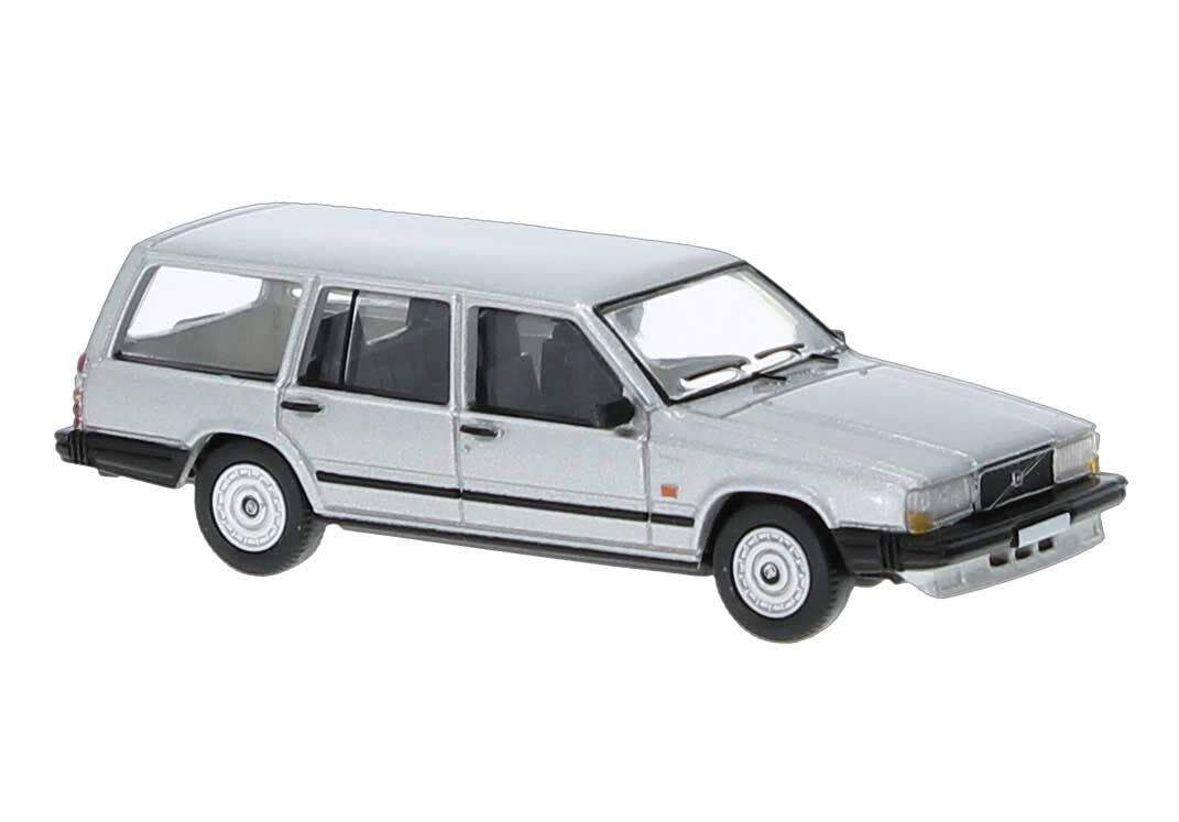 Brekina Automodelle PCX870664 HO Assembled Silver 1984 Volvo 740 Station Wagon