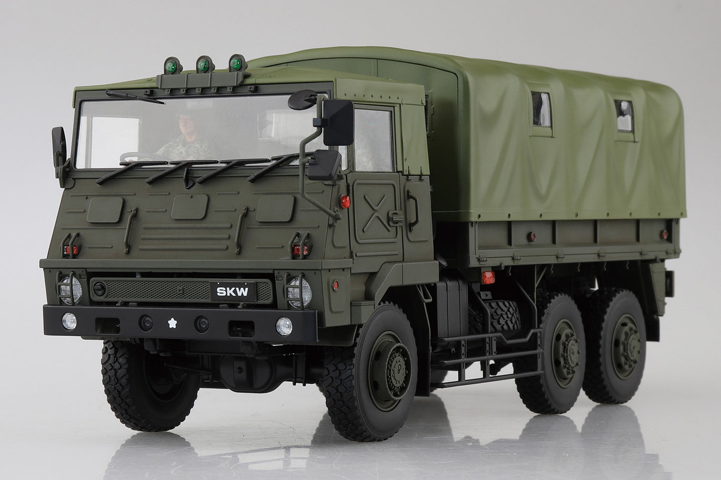 Aoshima Models 058947 1:35 JGSDF Type 73 SKW-464 Heavy Truck Plastic Model Kit