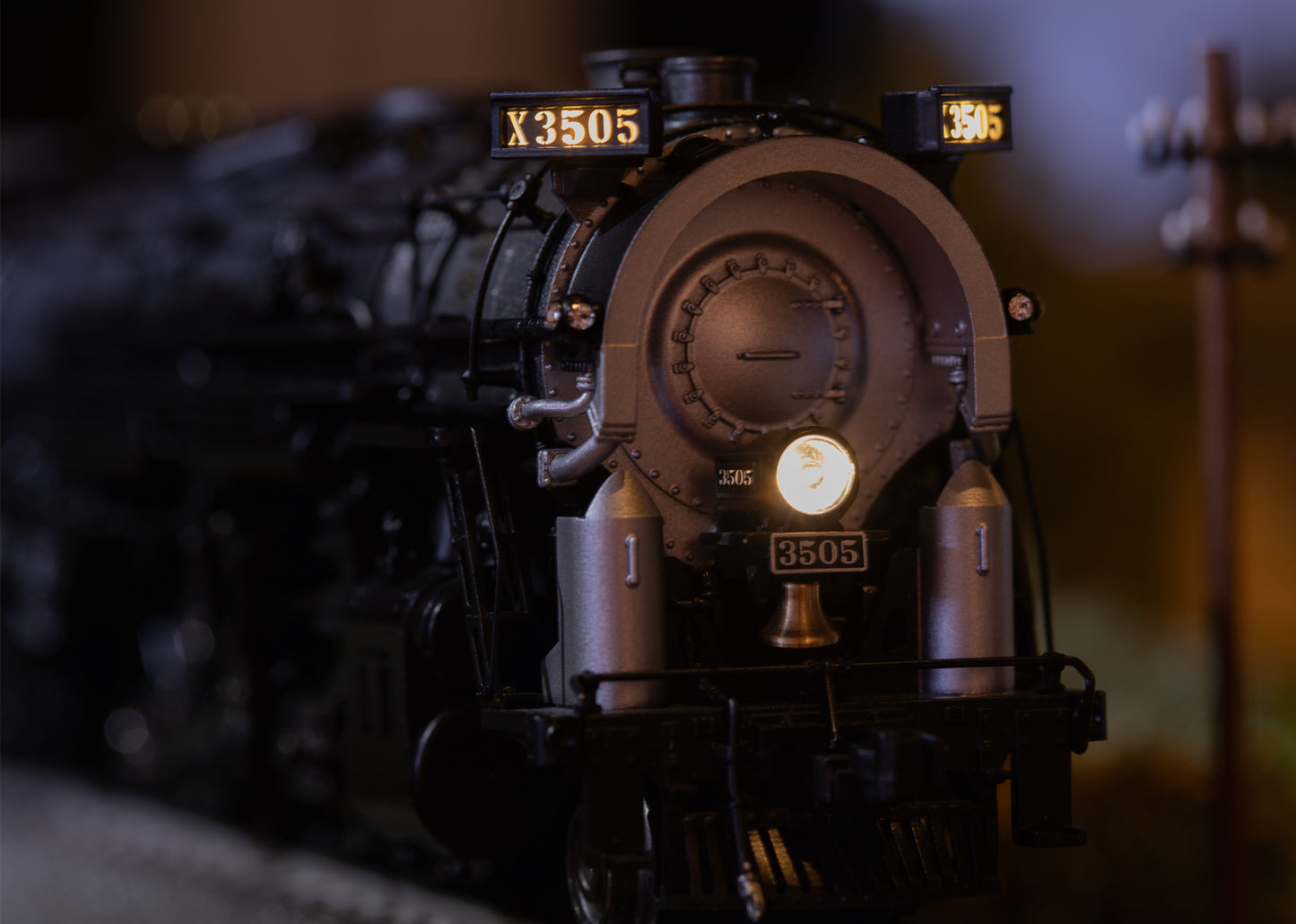 Marklin 37983 HO Southern Pacific Berkshire 2-8-4 Steam Locomotive #3505