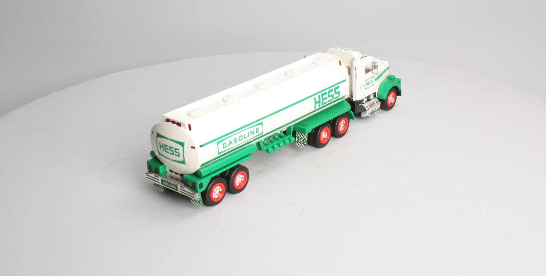 Hess 1:64 Diecast 1990 Toy Tanker Truck NIB