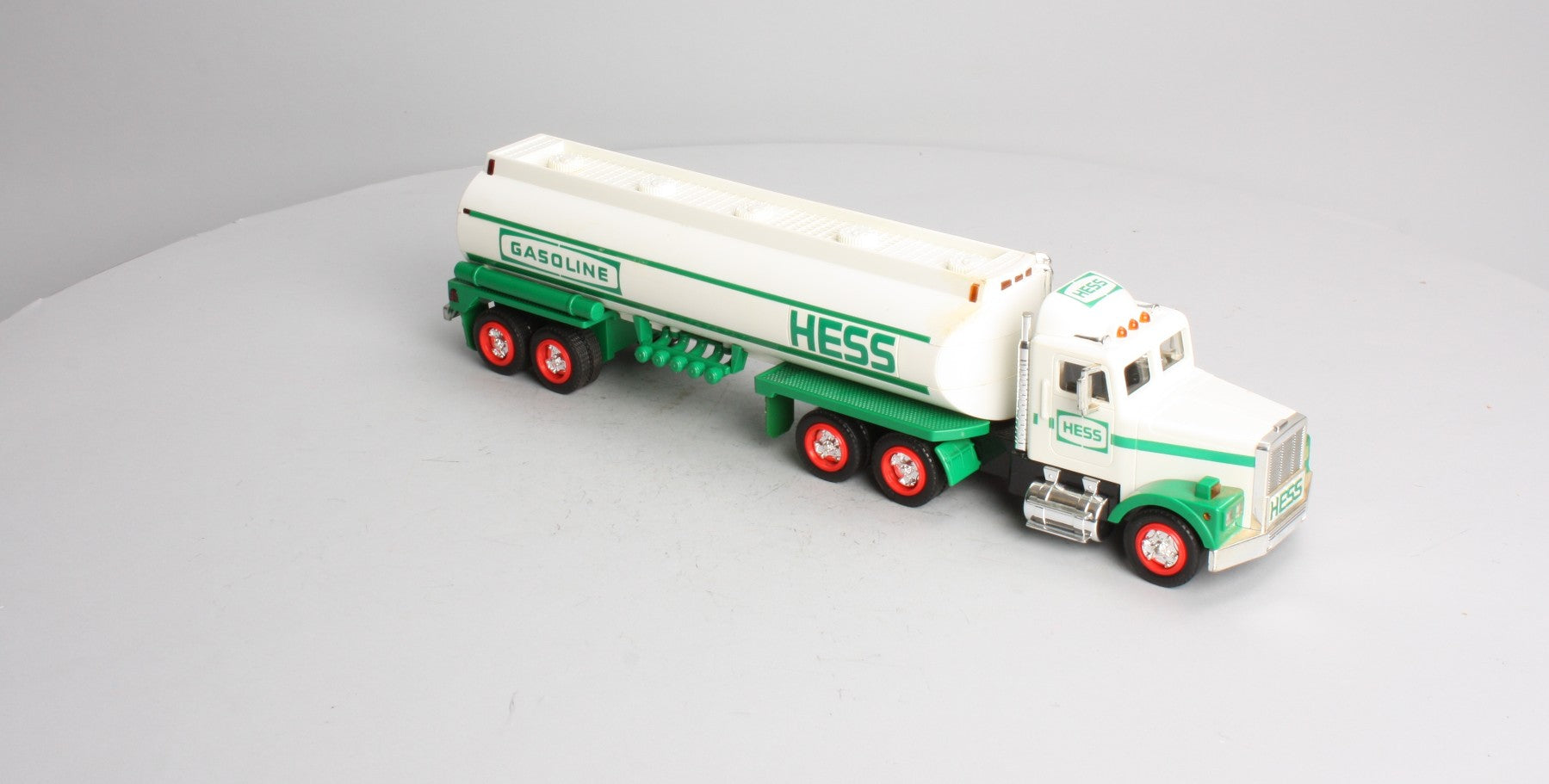Hess 1:64 Diecast 1990 Toy Tanker Truck NIB