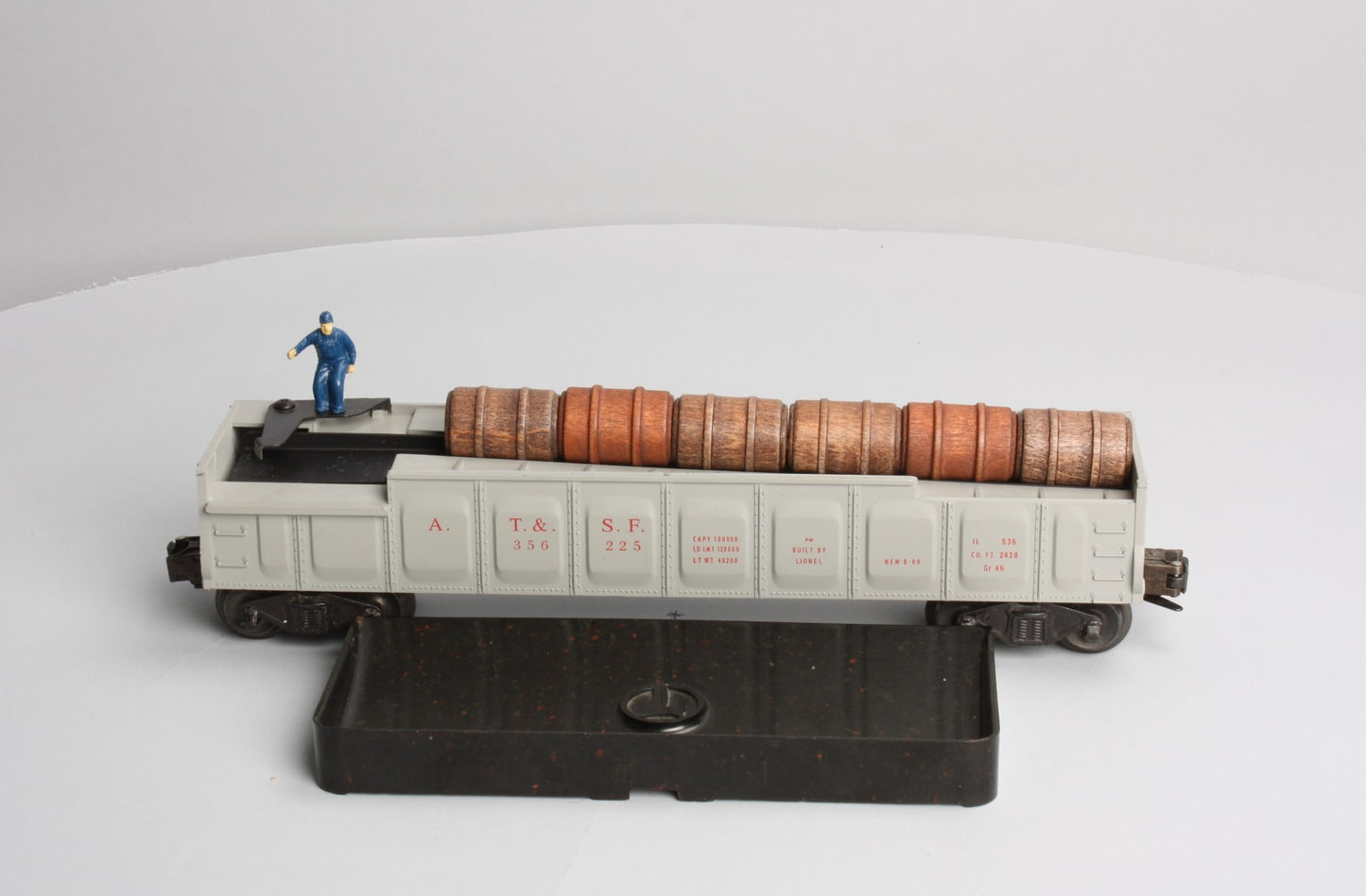 Lionel 6-19877 O AT&SF PWC Operating Barrel Ramp Car LN/Box