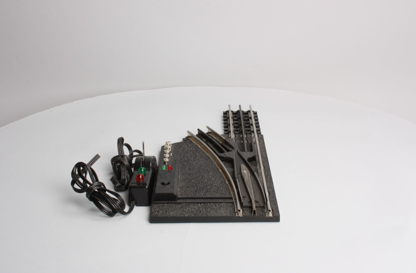 K-Line K-0375 O 42" Left Hand Remote Control Switch Turnout