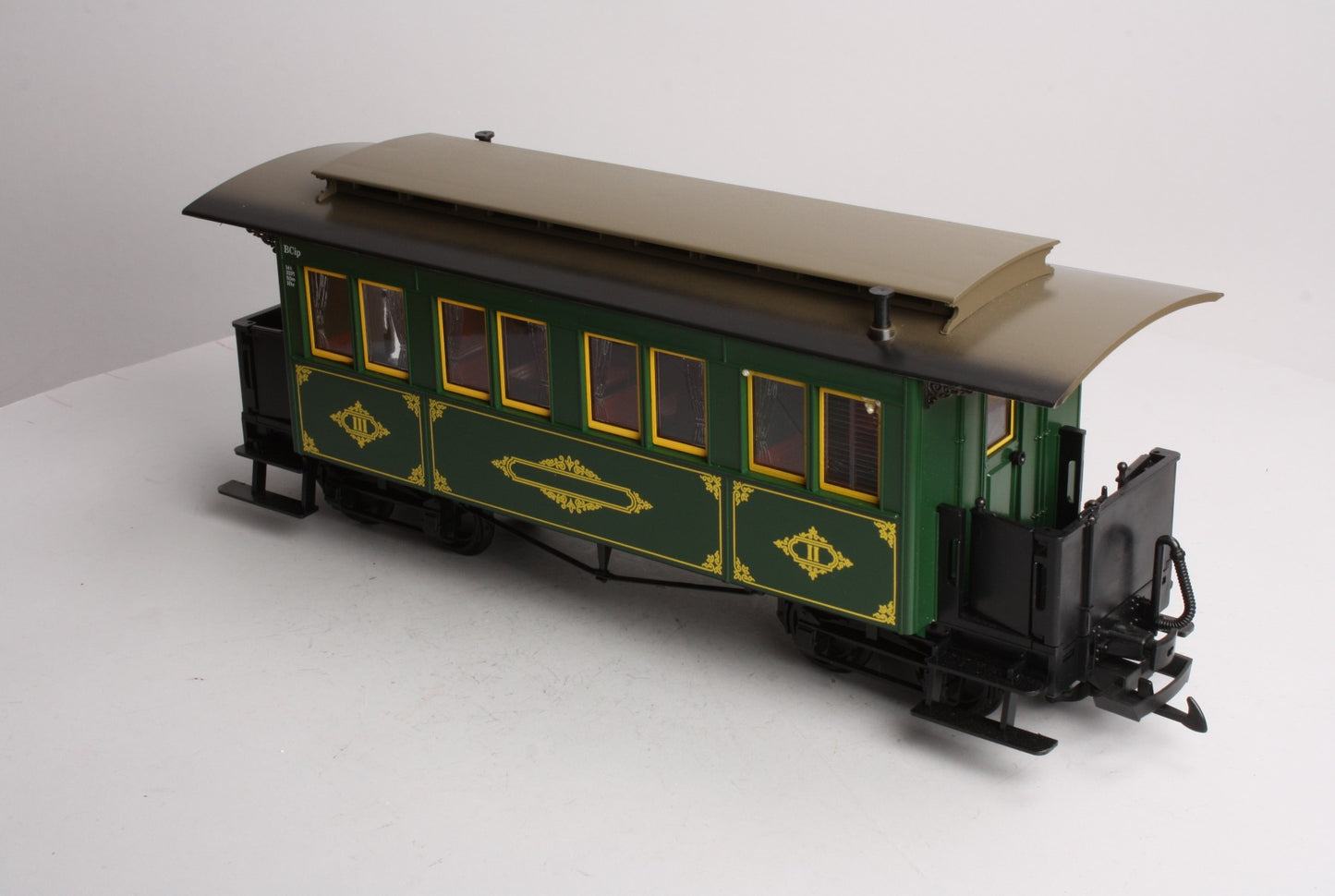 LGB 3060 G Scale Green 8-Wheel Passenger Car (No Lights) LN/Box