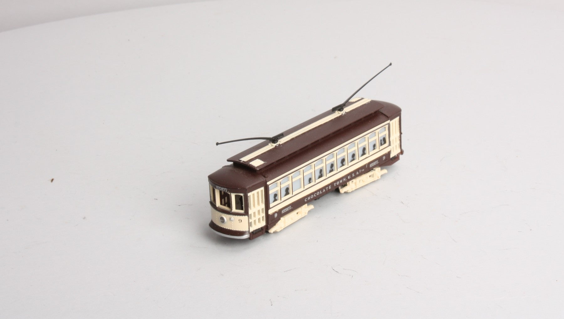 Bachmann 61039 HO Motorized Hershey Brill Trolley Car #9 LN/Box