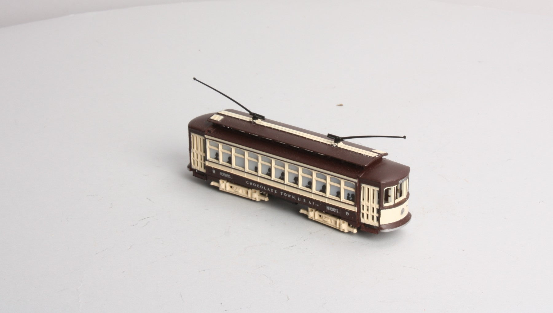 Bachmann 61039 HO Motorized Hershey Brill Trolley Car #9 LN/Box