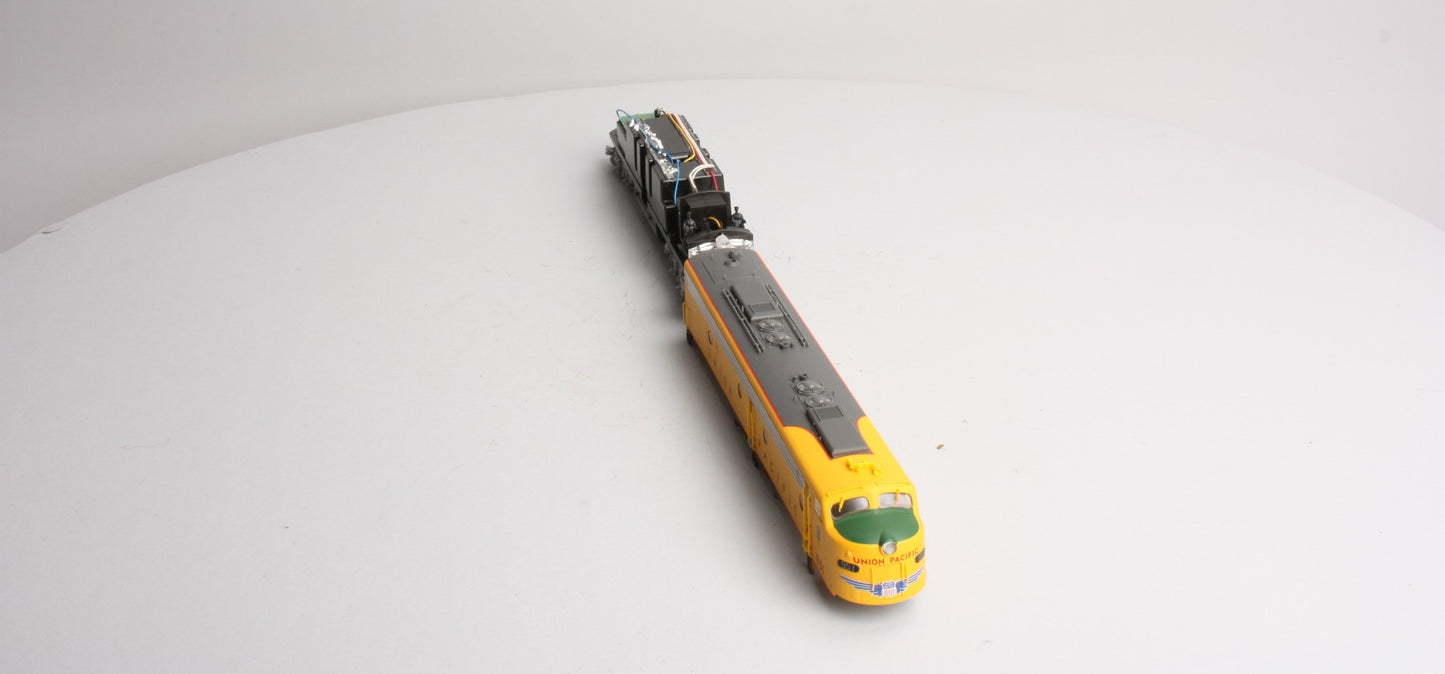 Proto 2000 8037 HO Scale Union Pacific E8/9 Diesel Locomotive #951 LN/Box